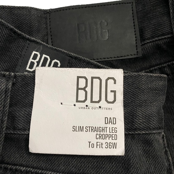 BDG Urban Outfitters DAD Slim Straight Leg Cropped Shorts Faded Black 36 - Picture 6 of 16
